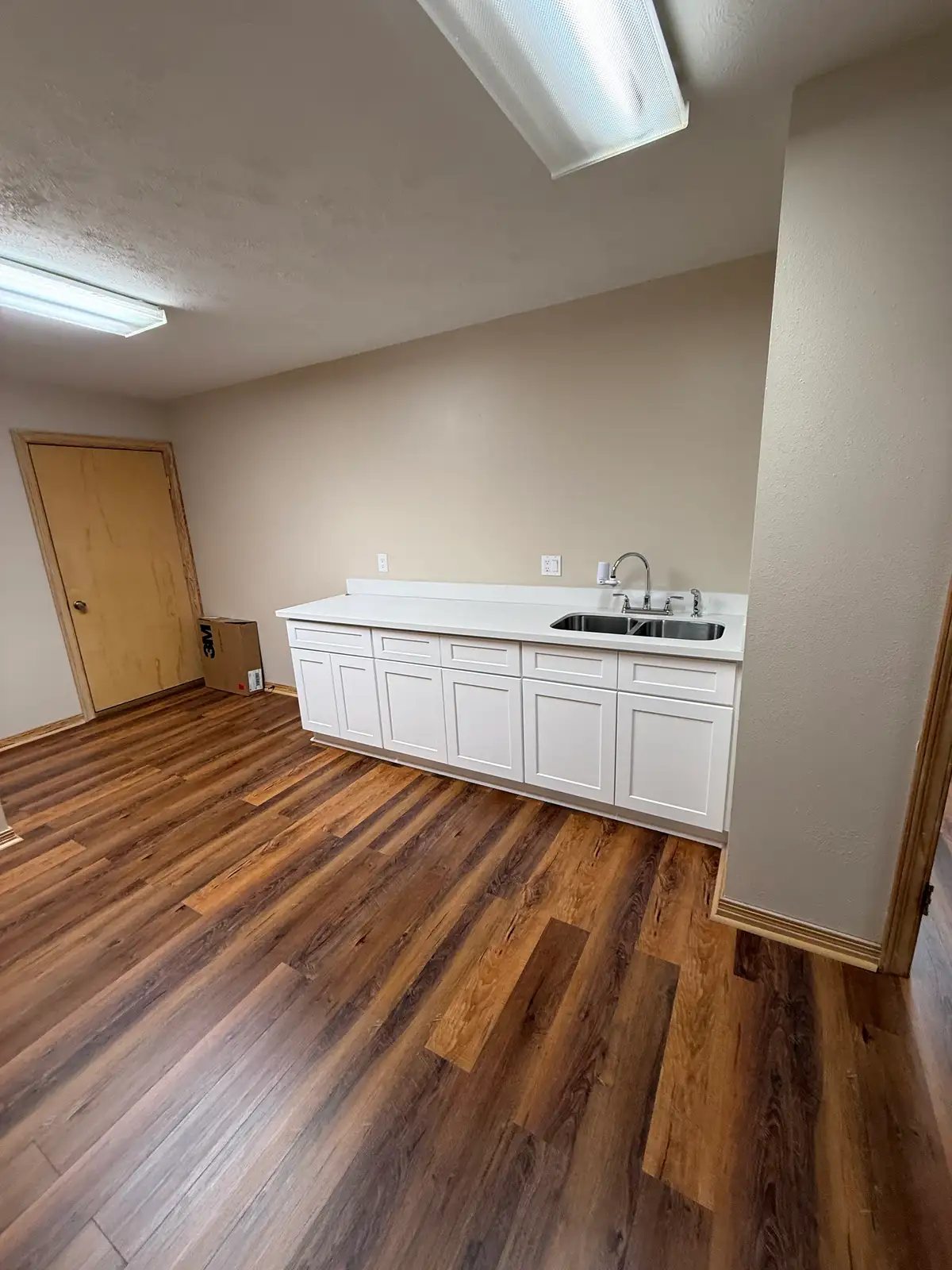 409 W 21st Ave image 3