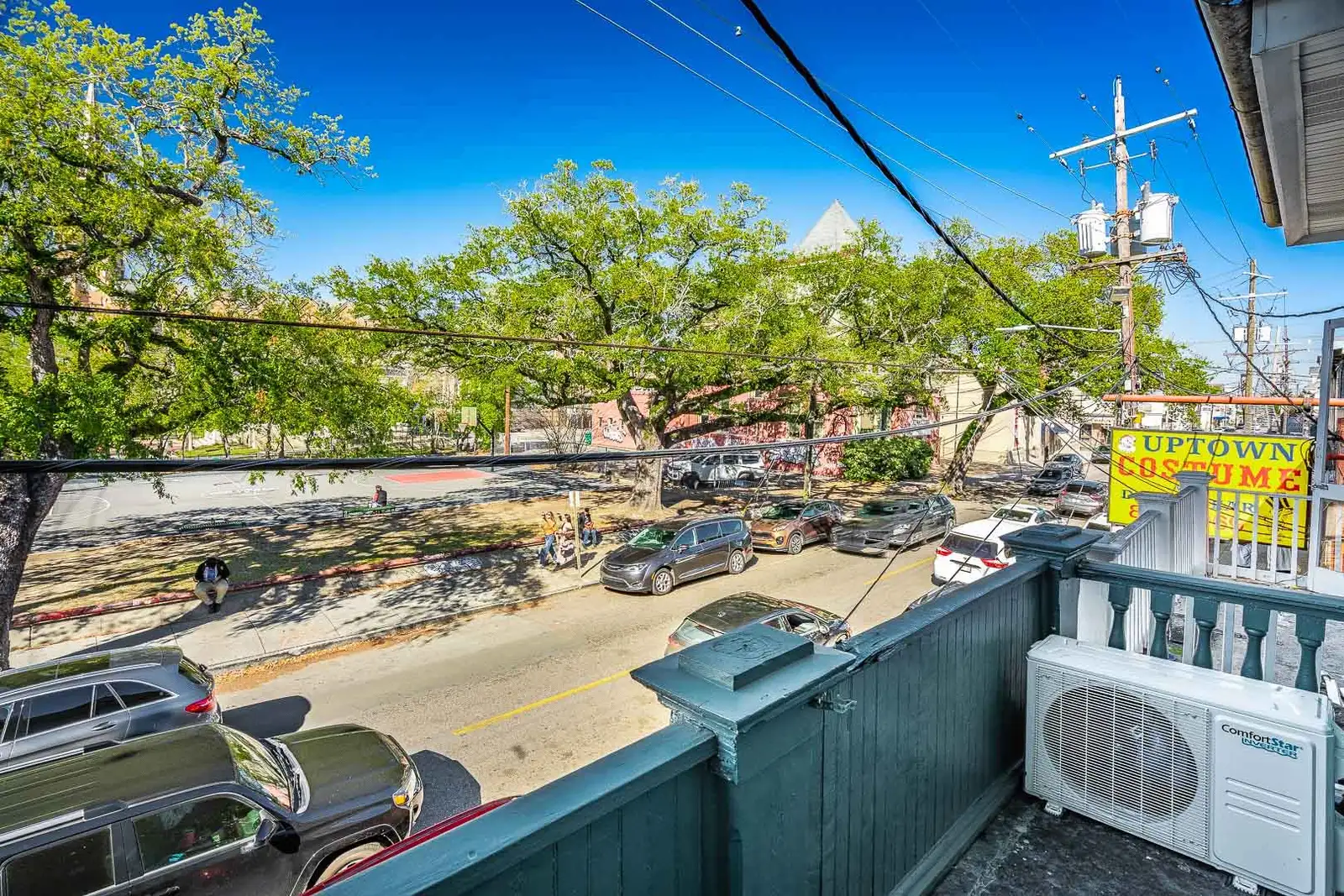 4332 Magazine St