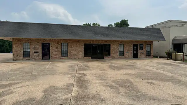 313 SF Office Available thumbnail 5