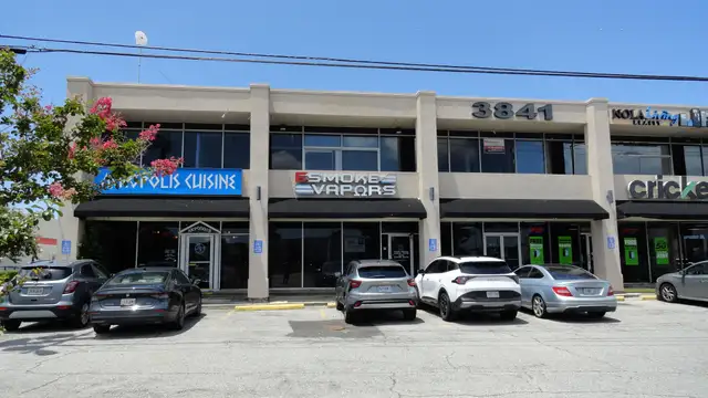 Veterans Blvd. Retail & Office thumbnail 2
