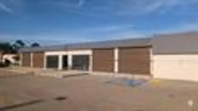 1400 W Tunnel Blvd thumbnail 4