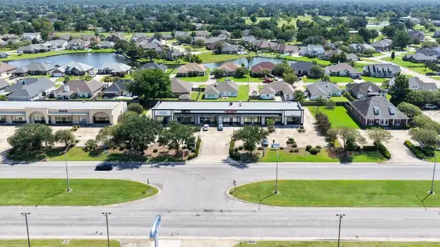 528 Belle Terre Dr thumbnail 2