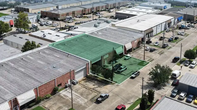 Premier Elmwood SUBLEASE Industrial Opportunity | ±8,100 SF Climate-Controlled Warehouse | 5729 Salmen St, Suite B - Subleae thumbnail 2