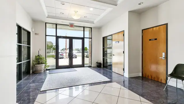 2301 Williams Blvd thumbnail 5