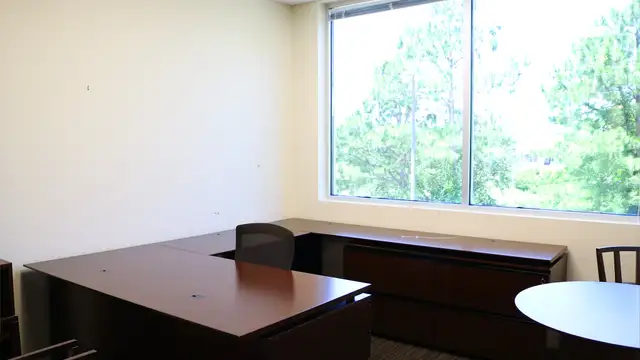 Fully Furnished Harborview Suites thumbnail 4