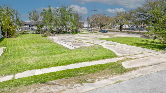 2018 Poland Ave thumbnail 4