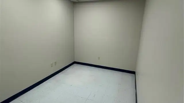3221 Common St thumbnail 3