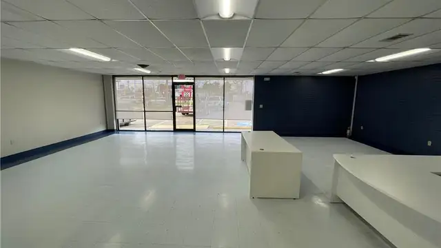 3221 Common St thumbnail 4
