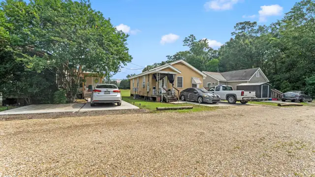 44528 Tiffany Lynn Ct thumbnail 3