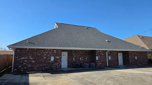 1065 Muller Pkwy thumbnail 5