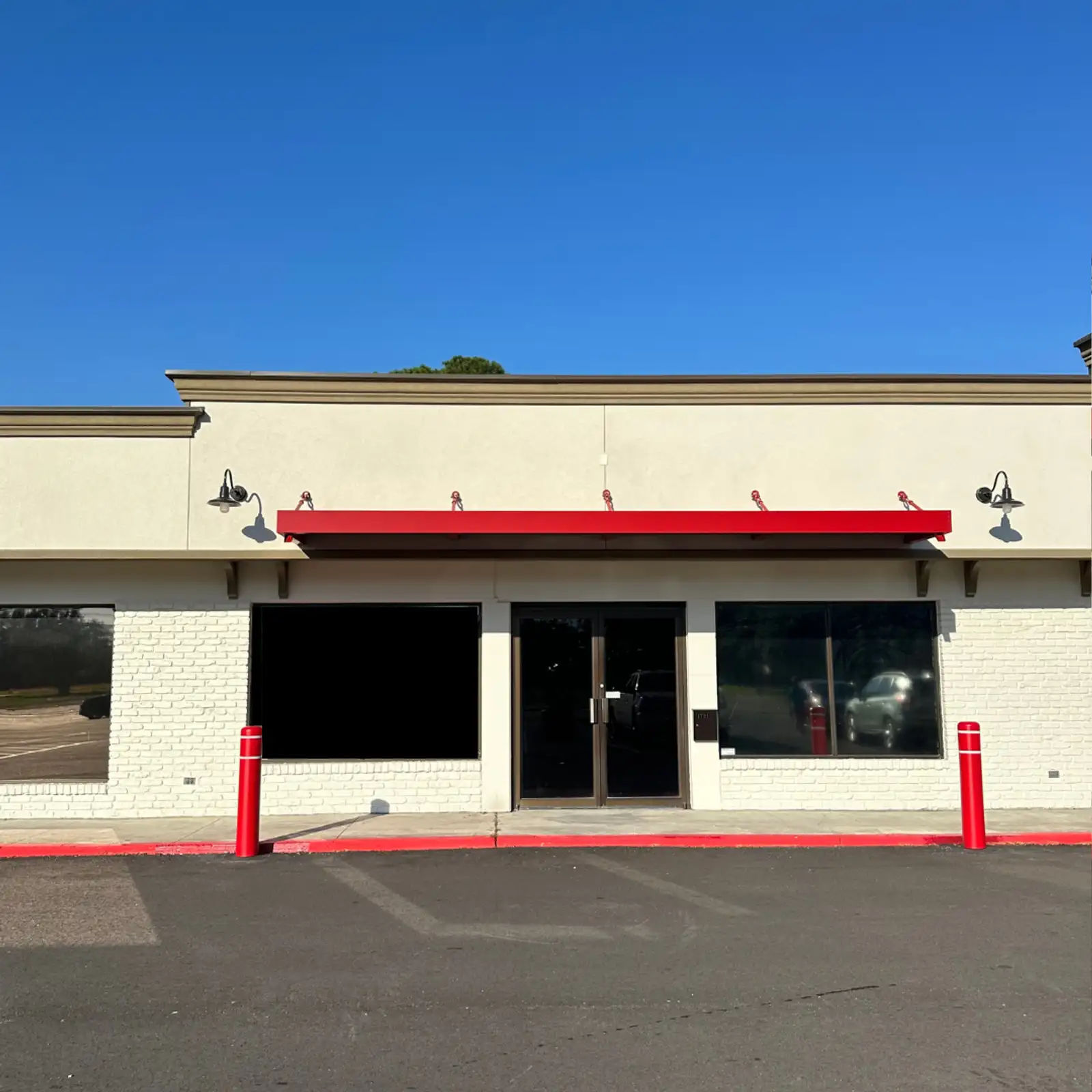 Retail for Lease - Gonzales image 2