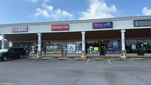 Suite D - Williams Blvd Retail / Office for Lease thumbnail 4