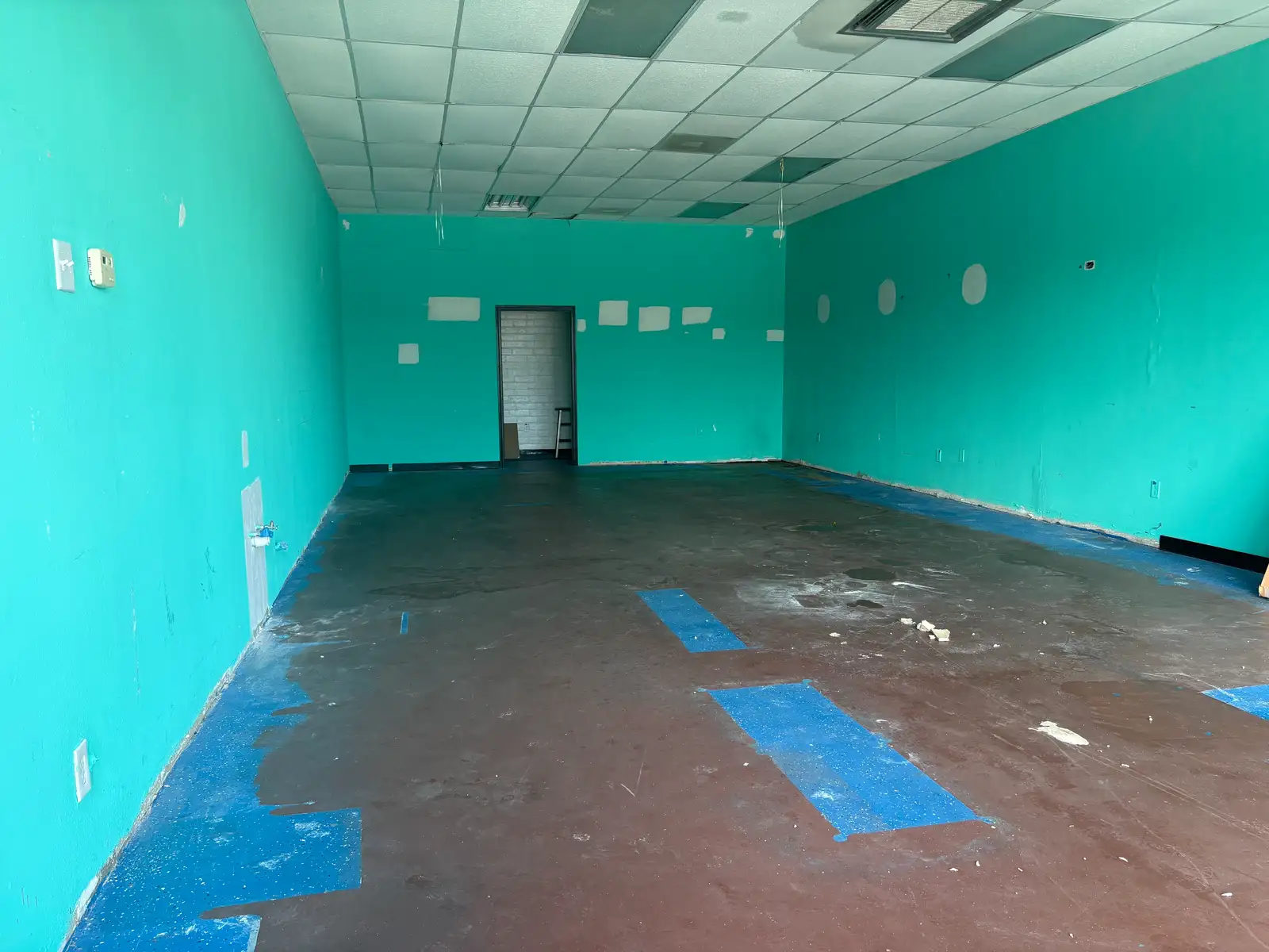 Suite D - Williams Blvd Retail / Office for Lease