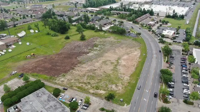 Tower Drive - Commercial Property thumbnail 5