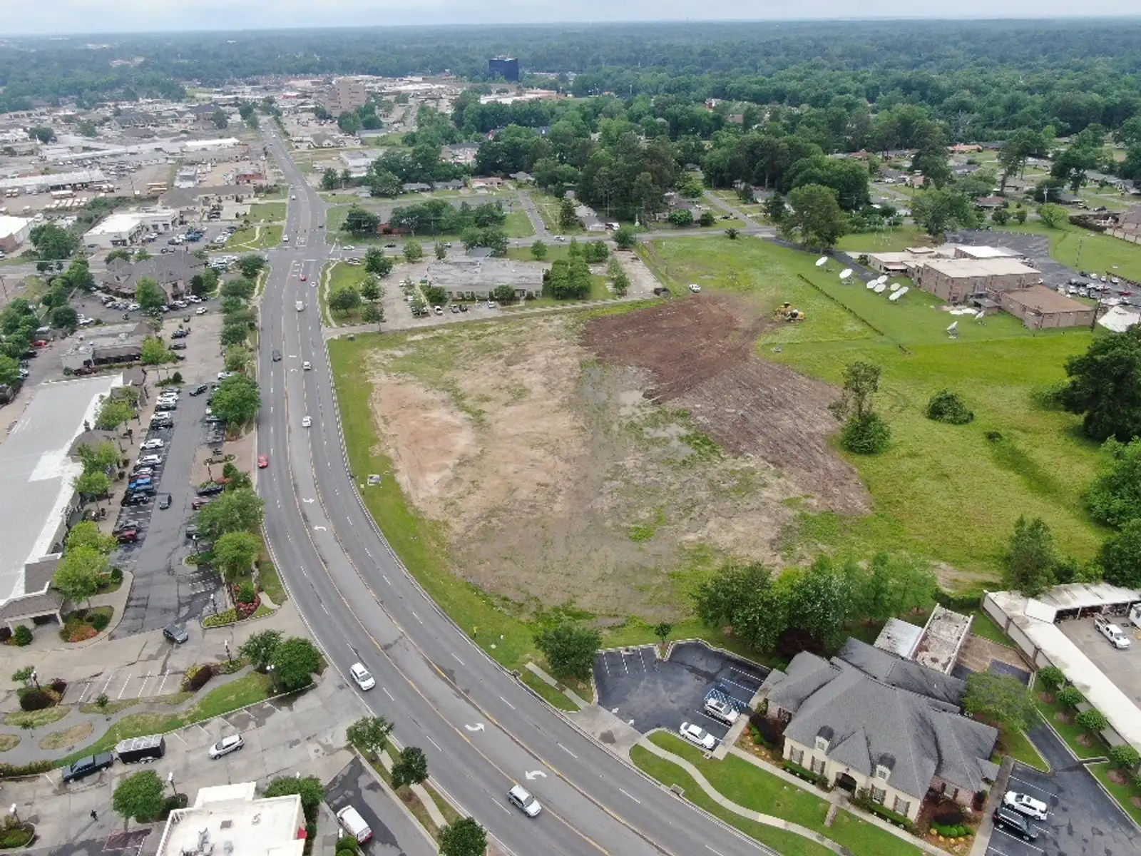 Tower Drive - Commercial Property image 4