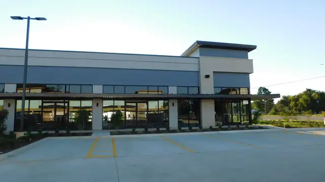 HAUGHTON RESTAURANT WITH DRIVE THRU thumbnail 2