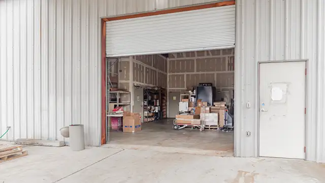9335 Interline Ave:  Prime Location in Baton Rouge thumbnail 5