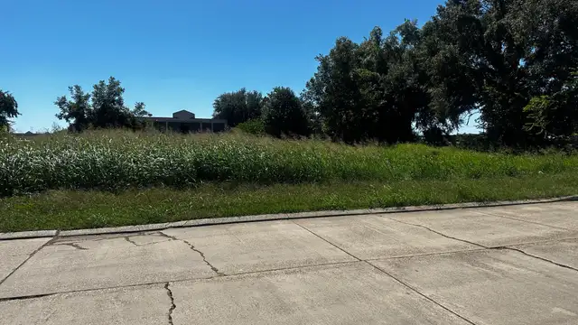.527 acre lot thumbnail 3