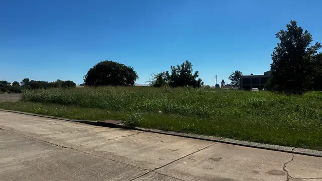 .527 acre lot thumbnail 4