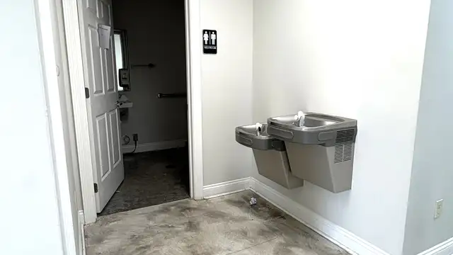 209 Centre Sarcelle Blvd 203 thumbnail 3