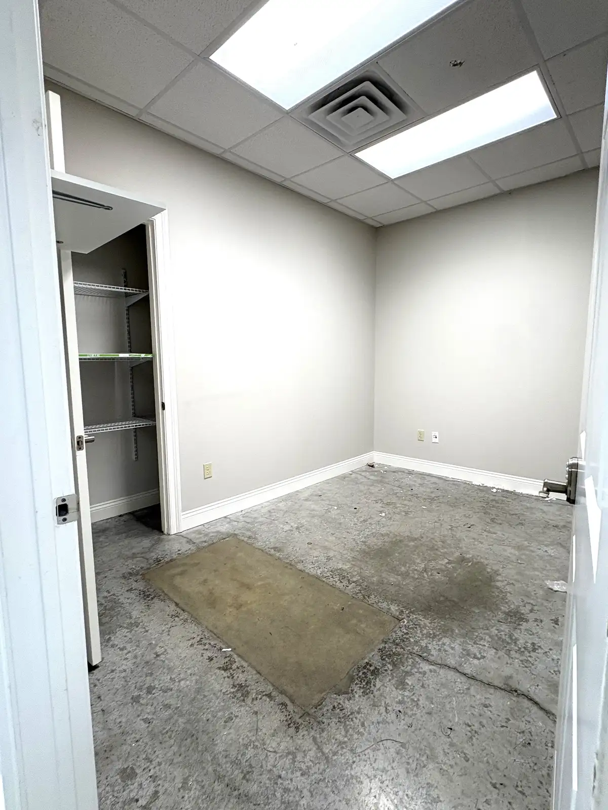 209 Centre Sarcelle Blvd 203 image 9