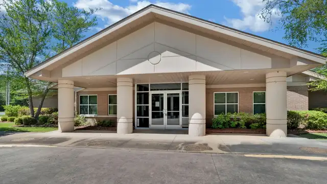 Facility Near I-220 thumbnail 2