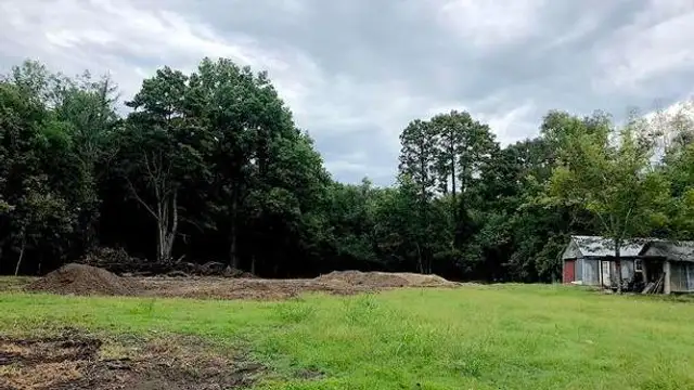 12033 River Rd thumbnail 3