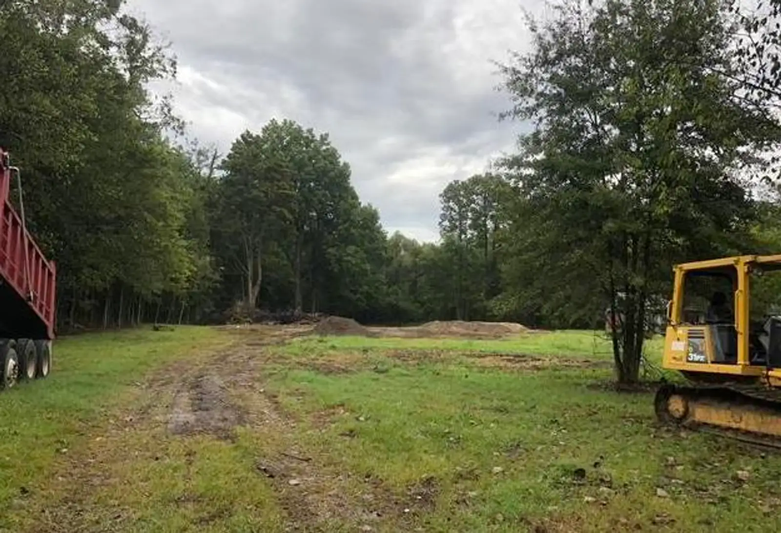 12033 River Rd image 4