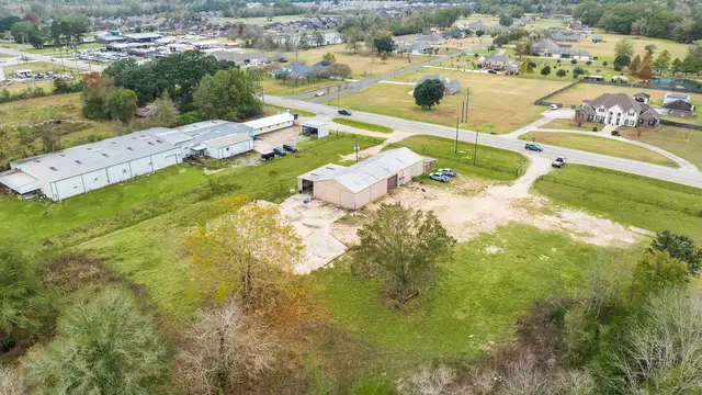 21146 Plank Rd thumbnail 2