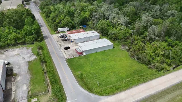 Industrial Buildings with Additional Land thumbnail 3