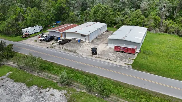 Industrial Buildings with Additional Land thumbnail 4