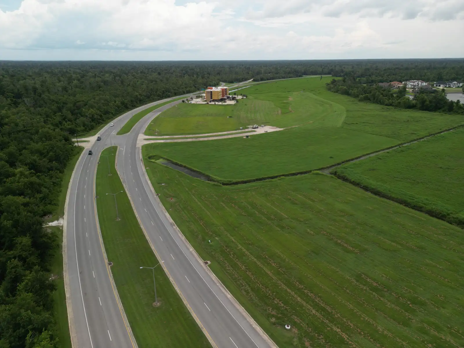 Large High Traffic Development Site - 1-12 & 894C-909C image 2