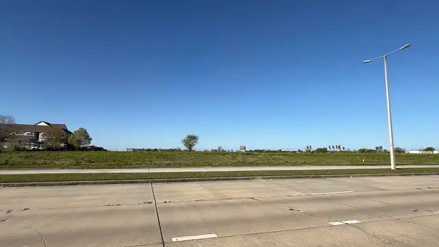 3.44 Acres Oak Harbor Blvd. thumbnail 3