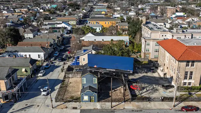 St. Claude STR + Developable Land thumbnail 3