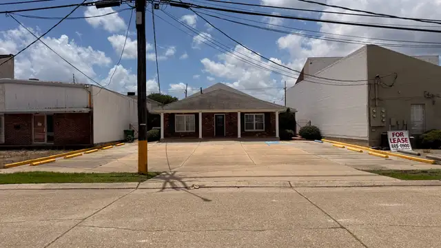 2808 Hessmer Ave thumbnail 5