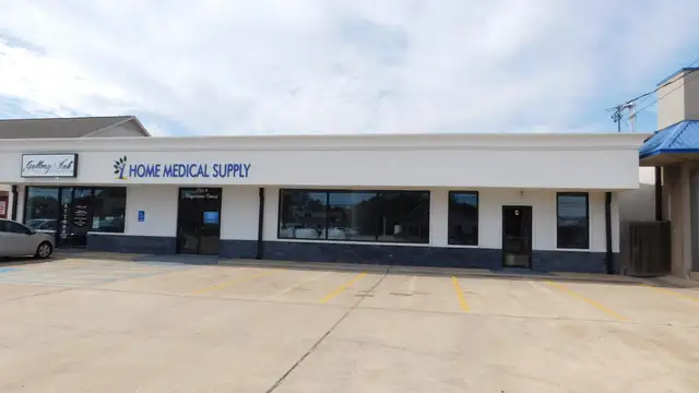 Lease space image