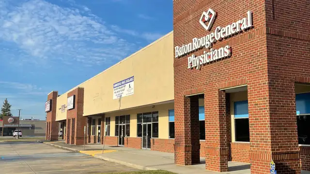 Brusly Commons Retail Center thumbnail 2