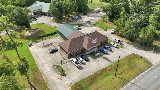 1801 S Beglis Pkwy thumbnail 3
