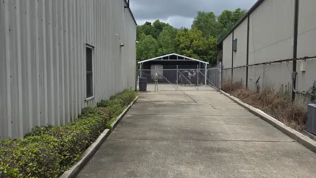 129 Keating Dr - Office Warehouse in Belle Chasse thumbnail 3