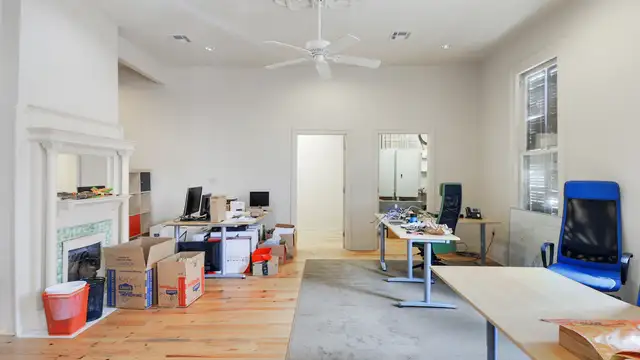 Oak St. Office Space thumbnail 2