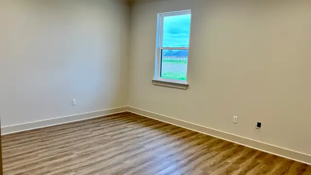 Suite C - NORTH BOSSIER / BENTON OFFICE SUITE FOR LEASE thumbnail 2
