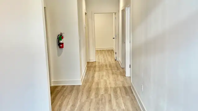 Suite C image