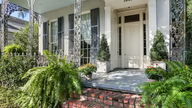 1441 Magazine St, New Orleans, LA 70130 - Hospitality for Sale