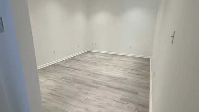 Thelma Office/Warehouse Suites C thumbnail 2