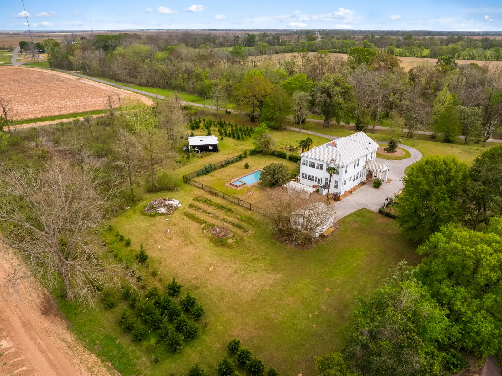 56 Meeker Rd