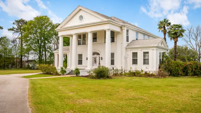 56 Meeker Rd thumbnail 2