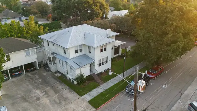 758 St Charles St thumbnail 3