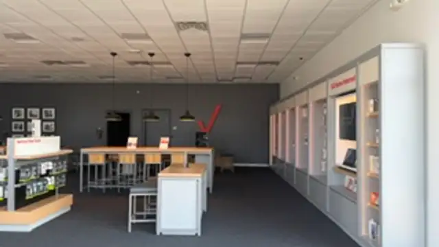 1330 Gause Blvd thumbnail 5