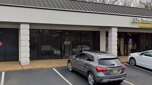 8857 Goodman Rd thumbnail 2