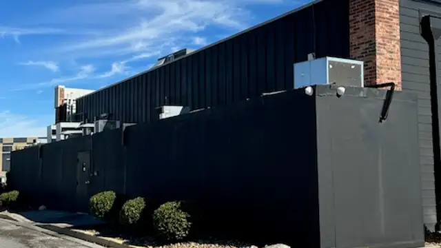 Former Walk-On's Restaurant & Bar thumbnail 4